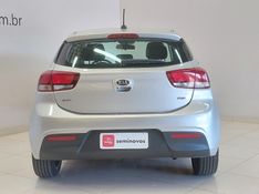 KIA RIO 1.6 16V FLEX EX AUTOMÁTICO 2020/2021 BETIOLO NOVOS E SEMINOVOS LAJEADO / Carros no Vale