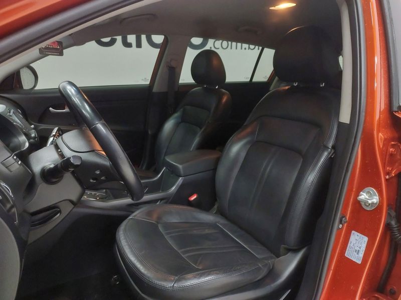KIA SPORTAGE 2.0 EX 4X2 16V FLEX 4P AUTOMÁTICO 2013/2014 BETIOLO NOVOS E SEMINOVOS LAJEADO / Carros no Vale KIA SPORTAGE 2.0 EX 4X2 16V FLEX 4P AUTOMÁTICO 2013/2014 BETIOLO NOVOS E SEMINOVOS LAJEADO / Carros no Vale