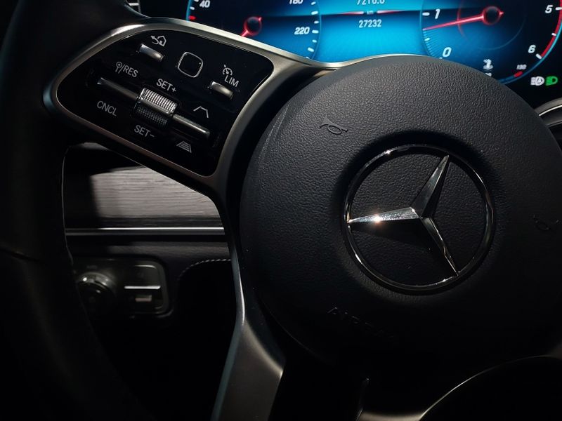 Mercedes-Benz GLE 400d 3.0 V6 DIESEL 4MATIC 9G-TRONIC 2023/2023 BETIOLO NOVOS E SEMINOVOS LAJEADO / Carros no Vale Mercedes-Benz GLE 400d 3.0 V6 DIESEL 4MATIC 9G-TRONIC 2023/2023 BETIOLO NOVOS E SEMINOVOS LAJEADO / Carros no Vale