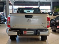 Nissan FRONTIER 2.3 16V TURBO DIESEL SE CD 4X4 AUTOMÁTICO 2022/2023 BETIOLO NOVOS E SEMINOVOS LAJEADO / Carros no Vale