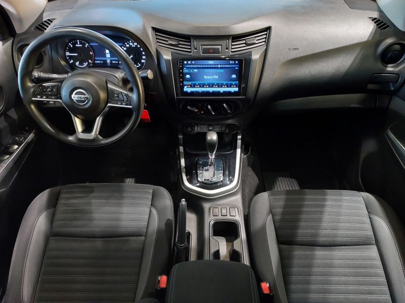 Nissan FRONTIER 2.3 16V TURBO DIESEL SE CD 4X4 AUTOMÁTICO 2022/2023 BETIOLO NOVOS E SEMINOVOS LAJEADO / Carros no Vale Nissan FRONTIER 2.3 16V TURBO DIESEL SE CD 4X4 AUTOMÁTICO 2022/2023 BETIOLO NOVOS E SEMINOVOS LAJEADO / Carros no Vale