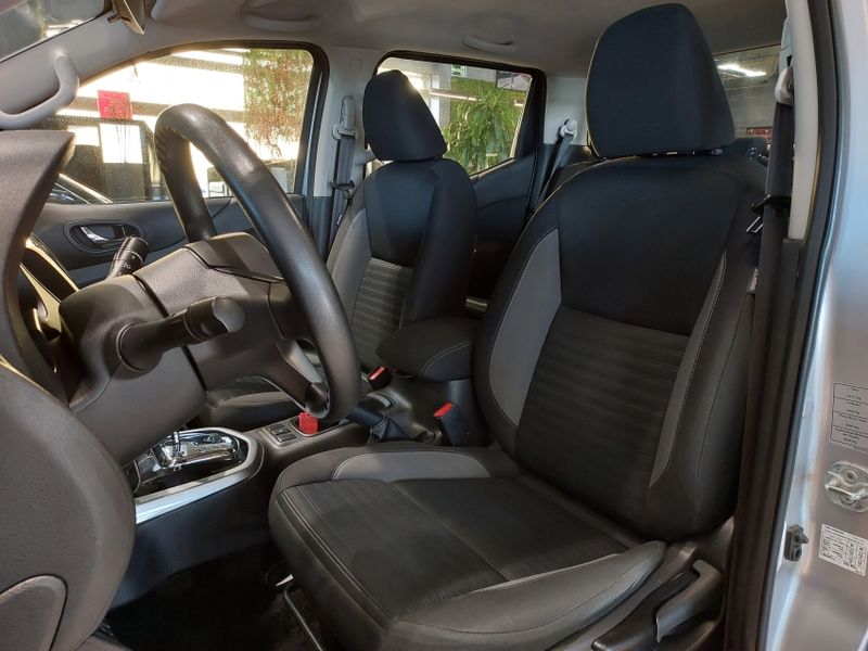 Nissan FRONTIER 2.3 16V TURBO DIESEL SE CD 4X4 AUTOMÁTICO 2022/2023 BETIOLO NOVOS E SEMINOVOS LAJEADO / Carros no Vale Nissan FRONTIER 2.3 16V TURBO DIESEL SE CD 4X4 AUTOMÁTICO 2022/2023 BETIOLO NOVOS E SEMINOVOS LAJEADO / Carros no Vale