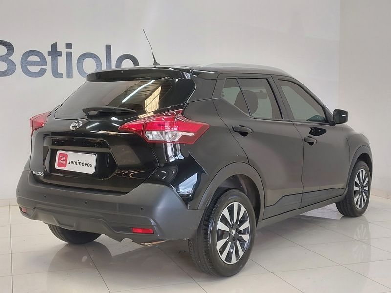 Nissan KICKS 1.6 16V FLEXSTART S 4P XTRONIC 2012/2019 BETIOLO NOVOS E SEMINOVOS LAJEADO / Carros no Vale