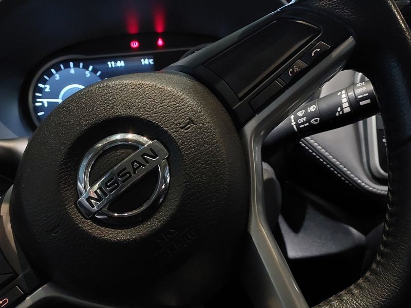 Nissan KICKS 1.6 16V FLEXSTART SL 4P XTRONIC 2019/2019 BETIOLO NOVOS E SEMINOVOS LAJEADO / Carros no Vale