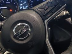 Nissan KICKS 1.6 16V FLEXSTART SV 4P XTRONIC 2019/2020 BETIOLO NOVOS E SEMINOVOS LAJEADO / Carros no Vale