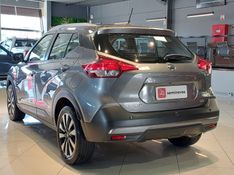 Nissan KICKS 1.6 16V FLEXSTART SV 4P XTRONIC 2019/2020 BETIOLO NOVOS E SEMINOVOS LAJEADO / Carros no Vale