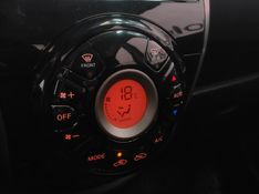 Nissan MARCH 1.6 SL 16V FLEX 4P MANUAL 2015/2015 BETIOLO NOVOS E SEMINOVOS LAJEADO / Carros no Vale