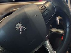 Peugeot 2008 1.6 16V FLEX GRIFFE 4P AUTOMÁTICO 2016/2017 BETIOLO NOVOS E SEMINOVOS LAJEADO / Carros no Vale