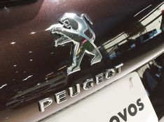 Peugeot 2008 1.6 16V FLEX GRIFFE 4P AUTOMÁTICO 2016/2017 BETIOLO NOVOS E SEMINOVOS LAJEADO / Carros no Vale