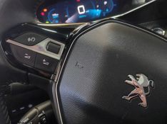 Peugeot 208 1.6 16V FLEX GRIFFE AT6 2021/2022 BETIOLO NOVOS E SEMINOVOS LAJEADO / Carros no Vale