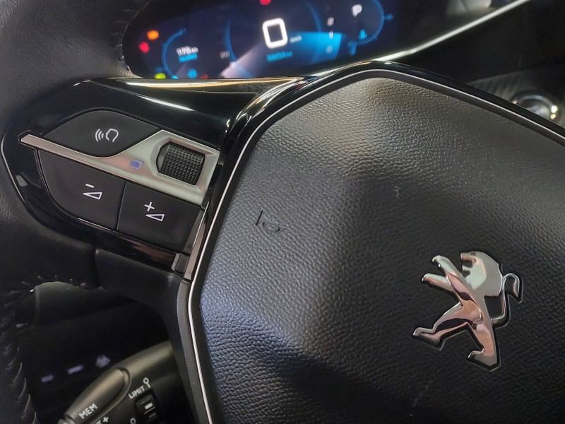 Peugeot 208 1.6 16V FLEX GRIFFE AT6 2021/2022 BETIOLO NOVOS E SEMINOVOS LAJEADO / Carros no Vale Peugeot 208 1.6 16V FLEX GRIFFE AT6 2021/2022 BETIOLO NOVOS E SEMINOVOS LAJEADO / Carros no Vale