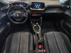 Peugeot 208 1.6 16V FLEX GRIFFE AT6 2021/2022 BETIOLO NOVOS E SEMINOVOS LAJEADO / Carros no Vale