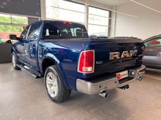 Ram CLASSIC 5.7 V8 GASOLINA LARAMIE CD 4X4 AUTOMÁTICO 2023/2023 BETIOLO NOVOS E SEMINOVOS LAJEADO / Carros no Vale