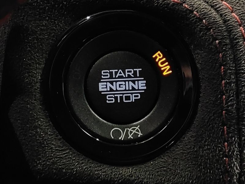 Ram RAMPAGE 2.0 HURRICANE 4 TURBO GASOLINA R/T 4X4 AUTOMÁTICO 2025/2026 BETIOLO NOVOS E SEMINOVOS LAJEADO / Carros no Vale