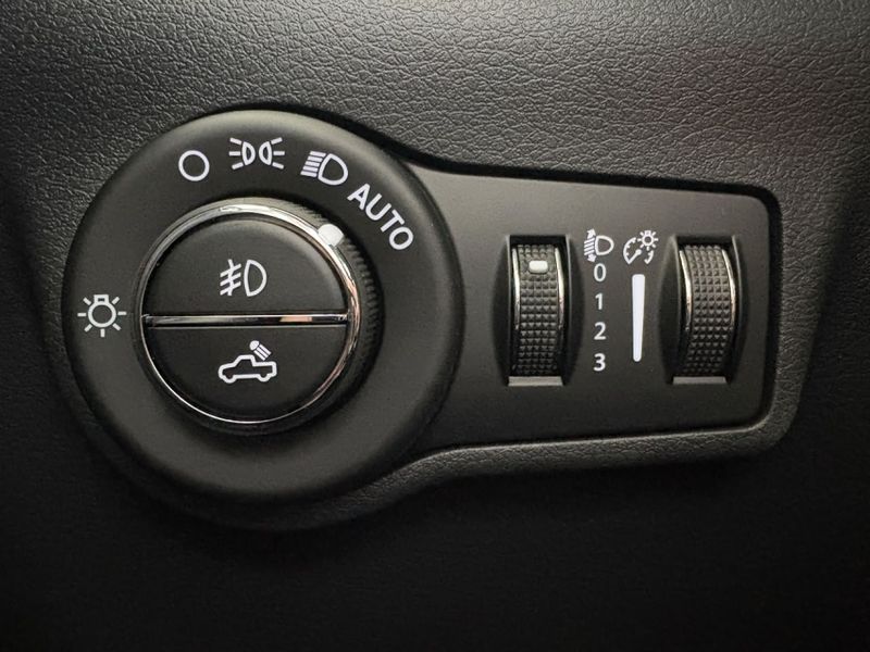 Ram RAMPAGE 2.2 TURBO DIESEL LARAMIE 4X4 AUTOMÁTICO 2026/2027 BETIOLO NOVOS E SEMINOVOS LAJEADO / Carros no Vale Ram RAMPAGE 2.2 TURBO DIESEL LARAMIE 4X4 AUTOMÁTICO 2026/2027 BETIOLO NOVOS E SEMINOVOS LAJEADO / Carros no Vale