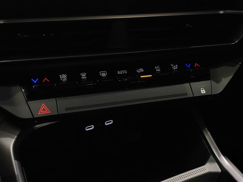 Renault BOREAL 1.3 TCE FLEX ICONIC EDC 2025/2026 BETIOLO NOVOS E SEMINOVOS LAJEADO / Carros no Vale