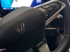 Renault BOREAL 1.3 TCE FLEX ICONIC EDC 2025/2026 BETIOLO NOVOS E SEMINOVOS LAJEADO / Carros no Vale