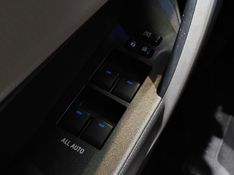Toyota COROLLA 2.0 XEI 16V FLEX 4P AUTOMÁTICO 2015/2016 BETIOLO NOVOS E SEMINOVOS LAJEADO / Carros no Vale