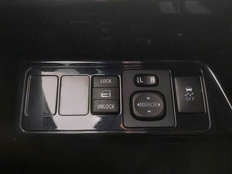 Toyota ETIOS 1.5 X SEDAN 16V FLEX 4P AUTOMÁTICO 2019/2020 BETIOLO NOVOS E SEMINOVOS LAJEADO / Carros no Vale