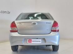 Toyota ETIOS 1.5 X SEDAN 16V FLEX 4P AUTOMÁTICO 2019/2020 BETIOLO NOVOS E SEMINOVOS LAJEADO / Carros no Vale