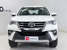 Toyota HILUX SW4 2.7 SR 4X2 16V FLEX 4P AUTOMÁTICO 2018/2019 BETIOLO NOVOS E SEMINOVOS LAJEADO / Carros no Vale