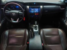 Toyota HILUX SW4 2.7 SR 4X2 16V FLEX 4P AUTOMÁTICO 2018/2019 BETIOLO NOVOS E SEMINOVOS LAJEADO / Carros no Vale