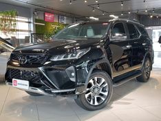 Toyota HILUX SW4 2.8 D-4D TURBO DIESEL DIAMOND 7L 4X4 AUTOMÁTICO 2024/2024 BETIOLO NOVOS E SEMINOVOS LAJEADO / Carros no Vale
