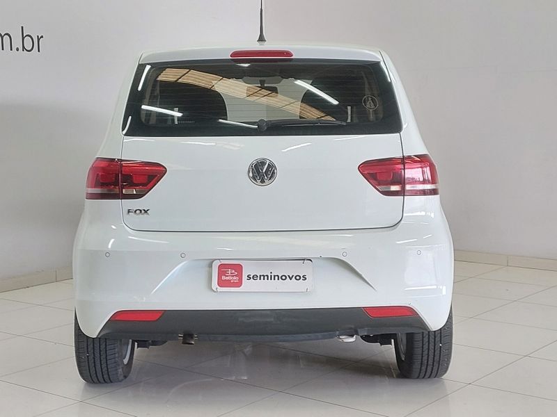 Volkswagen FOX 1.6 MSI TOTAL FLEX CONNECT 4P MANUAL 2019/2019 BETIOLO NOVOS E SEMINOVOS LAJEADO / Carros no Vale Volkswagen FOX 1.6 MSI TOTAL FLEX CONNECT 4P MANUAL 2019/2019 BETIOLO NOVOS E SEMINOVOS LAJEADO / Carros no Vale