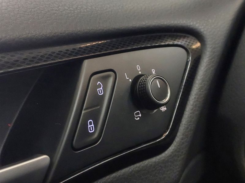 Volkswagen GOLF 1.4 TSI HIGHLINE 16V GASOLINA 4P AUTOMÁTICO 2013/2014 BETIOLO NOVOS E SEMINOVOS LAJEADO / Carros no Vale