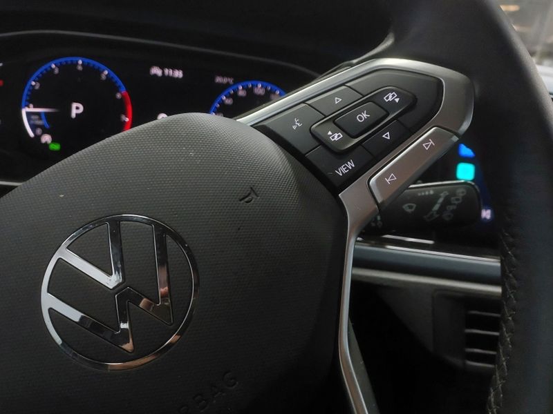 Volkswagen NIVUS 1.0 200 TSI TOTAL FLEX HIGHLINE AUTOMÁTICO 2025/2025 BETIOLO NOVOS E SEMINOVOS LAJEADO / Carros no Vale Volkswagen NIVUS 1.0 200 TSI TOTAL FLEX HIGHLINE AUTOMÁTICO 2025/2025 BETIOLO NOVOS E SEMINOVOS LAJEADO / Carros no Vale