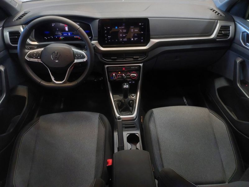Volkswagen T-CROSS 1.0 200 TSI TOTAL FLEX AUTOMÁTICO 2024/2025 BETIOLO NOVOS E SEMINOVOS LAJEADO / Carros no Vale