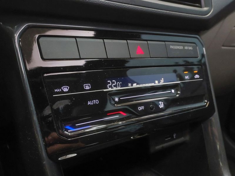 Volkswagen T-CROSS 1.4 250 TSI TOTAL FLEX HIGHLINE AUTOMÁTICO 2022/2022 BETIOLO NOVOS E SEMINOVOS LAJEADO / Carros no Vale Volkswagen T-CROSS 1.4 250 TSI TOTAL FLEX HIGHLINE AUTOMÁTICO 2022/2022 BETIOLO NOVOS E SEMINOVOS LAJEADO / Carros no Vale