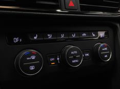 Volkswagen TAOS 1.4 250 TSI TOTAL FLEX COMFORTLINE AUTOMÁTICO 2021/2022 BETIOLO NOVOS E SEMINOVOS LAJEADO / Carros no Vale