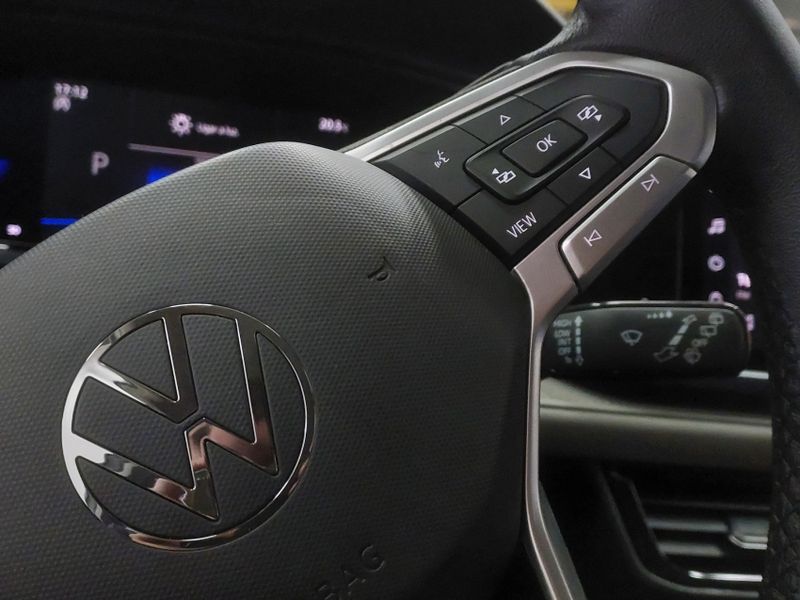 Volkswagen TAOS 1.4 250 TSI TOTAL FLEX COMFORTLINE AUTOMÁTICO 2021/2022 BETIOLO NOVOS E SEMINOVOS LAJEADO / Carros no Vale Volkswagen TAOS 1.4 250 TSI TOTAL FLEX COMFORTLINE AUTOMÁTICO 2021/2022 BETIOLO NOVOS E SEMINOVOS LAJEADO / Carros no Vale