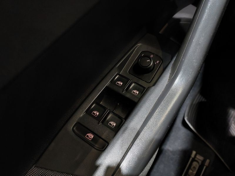 Volkswagen VIRTUS 1.0 200 TSI COMFORTLINE AUTOMÁTICO 2022/2022 BETIOLO NOVOS E SEMINOVOS LAJEADO / Carros no Vale Volkswagen VIRTUS 1.0 200 TSI COMFORTLINE AUTOMÁTICO 2022/2022 BETIOLO NOVOS E SEMINOVOS LAJEADO / Carros no Vale