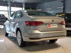Volkswagen VIRTUS 1.0 200 TSI COMFORTLINE AUTOMÁTICO 2022/2022 BETIOLO NOVOS E SEMINOVOS LAJEADO / Carros no Vale