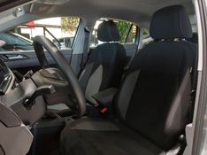 Volkswagen VIRTUS 1.0 200 TSI COMFORTLINE AUTOMÁTICO 2022/2022 BETIOLO NOVOS E SEMINOVOS LAJEADO / Carros no Vale