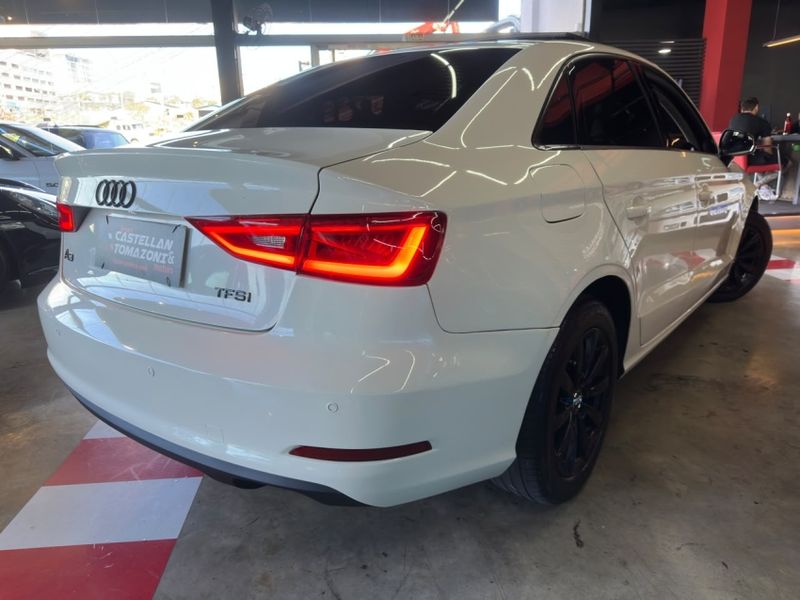 Audi A3 1.4 TFSI SEDAN ATTRACTION 16V GASOLINA 4P S-TRONIC 2015/2015 CASTELLAN E TOMAZONI MOTORS CAXIAS DO SUL / Carros no Vale Audi A3 1.4 TFSI SEDAN ATTRACTION 16V GASOLINA 4P S-TRONIC 2015/2015 CASTELLAN E TOMAZONI MOTORS CAXIAS DO SUL / Carros no Vale