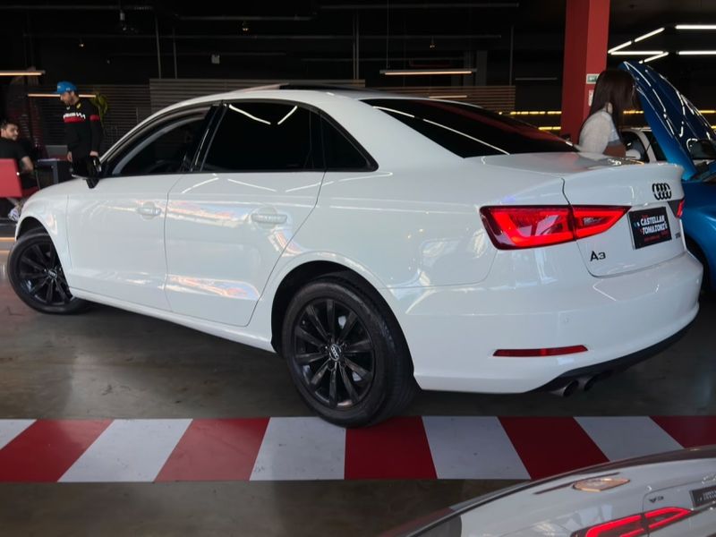 Audi A3 1.4 TFSI SEDAN ATTRACTION 16V GASOLINA 4P S-TRONIC 2015/2015 CASTELLAN E TOMAZONI MOTORS CAXIAS DO SUL / Carros no Vale Audi A3 1.4 TFSI SEDAN ATTRACTION 16V GASOLINA 4P S-TRONIC 2015/2015 CASTELLAN E TOMAZONI MOTORS CAXIAS DO SUL / Carros no Vale