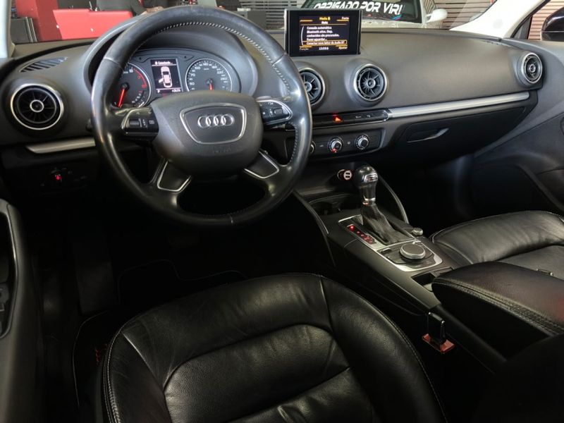 Audi A3 1.4 TFSI SEDAN ATTRACTION 16V GASOLINA 4P S-TRONIC 2015/2015 CASTELLAN E TOMAZONI MOTORS CAXIAS DO SUL / Carros no Vale Audi A3 1.4 TFSI SEDAN ATTRACTION 16V GASOLINA 4P S-TRONIC 2015/2015 CASTELLAN E TOMAZONI MOTORS CAXIAS DO SUL / Carros no Vale