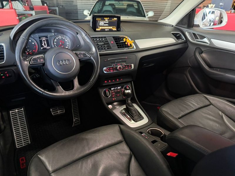 Audi Q3 1.4 TFSI FLEX PRESTIGE PLUS S TRONIC 2018/2019 CASTELLAN E TOMAZONI MOTORS CAXIAS DO SUL / Carros no Vale