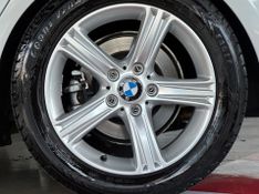 BMW 320i 2.0 16V TURBO ACTIVE FLEX 4P AUTOMÁTICO 2015/2015 CASTELLAN E TOMAZONI MOTORS CAXIAS DO SUL / Carros no Vale