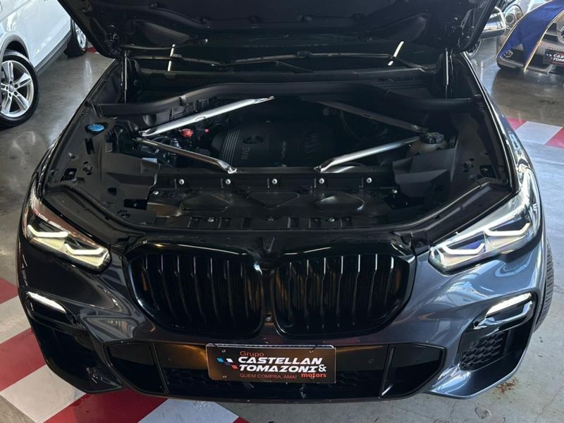 BMW X5 3.0 M SPORT 4X4 30D I6 TURBO DIESEL 4P AUTOMÁTICO 2019/2019 CASTELLAN E TOMAZONI MOTORS CAXIAS DO SUL / Carros no Vale BMW X5 3.0 M SPORT 4X4 30D I6 TURBO DIESEL 4P AUTOMÁTICO 2019/2019 CASTELLAN E TOMAZONI MOTORS CAXIAS DO SUL / Carros no Vale