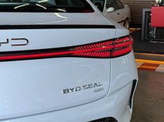 BYD SEAL 82,5 KW ELÉTRICO AWD 2023/2024 CASTELLAN E TOMAZONI MOTORS CAXIAS DO SUL / Carros no Vale