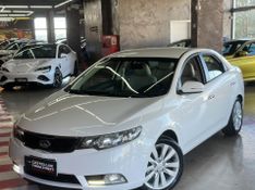 KIA CERATO 1.6 SX3 16V GASOLINA 4P AUTOMÁTICO 2012/2013 CASTELLAN E TOMAZONI MOTORS CAXIAS DO SUL / Carros no Vale