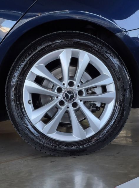 Mercedes-Benz C 200 1.5 EQ BOOST HÍBRIDO 9G-TRONIC 2019/2019 CASTELLAN E TOMAZONI MOTORS CAXIAS DO SUL / Carros no Vale Mercedes-Benz C 200 1.5 EQ BOOST HÍBRIDO 9G-TRONIC 2019/2019 CASTELLAN E TOMAZONI MOTORS CAXIAS DO SUL / Carros no Vale