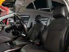 Peugeot 2008 1.6 16V FLEX GRIFFE 4P AUTOMÁTICO 2016/2017 CASTELLAN E TOMAZONI MOTORS CAXIAS DO SUL / Carros no Vale