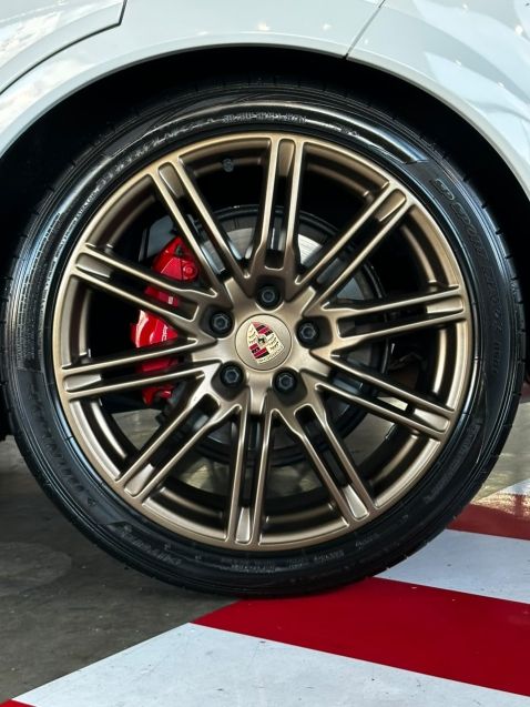Porsche CAYENNE 4.8 GTS 4X4 V8 32V GASOLINA 4P TIPTRONIC 2013/2014 CASTELLAN E TOMAZONI MOTORS CAXIAS DO SUL / Carros no Vale Porsche CAYENNE 4.8 GTS 4X4 V8 32V GASOLINA 4P TIPTRONIC 2013/2014 CASTELLAN E TOMAZONI MOTORS CAXIAS DO SUL / Carros no Vale