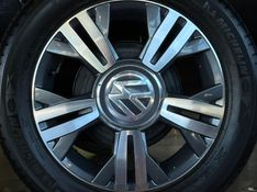 Volkswagen CROSS UP 1.0 TSI 12V FLEX 4P MANUAL 2018/2018 CASTELLAN E TOMAZONI MOTORS CAXIAS DO SUL / Carros no Vale