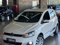 Volkswagen FOX 1.0 MPI TRENDLINE 12V FLEX 4P MANUAL 2016/2016 CASTELLAN E TOMAZONI MOTORS CAXIAS DO SUL / Carros no Vale